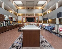 Quality Suites Nashville Airport