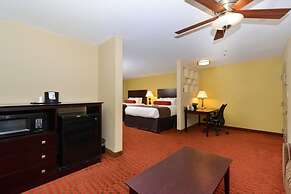 Quality Suites Nashville Airport