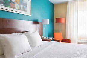 Fairfield Inn & Suites Mansfield Ontario