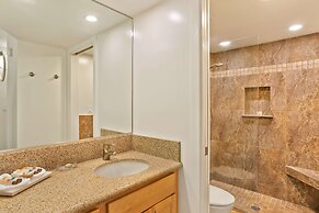 Aston at the Maui Banyan