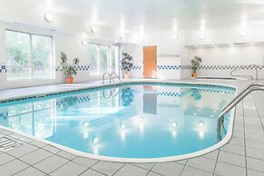 Fairfield Inn & Suites by Marriott Canton