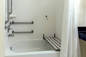 Fairfield Inn & Suites by Marriott Canton