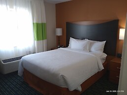Fairfield Inn & Suites by Marriott Canton