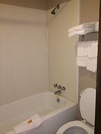 Rapids Inn and Suites