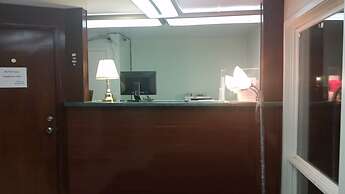 Rapids Inn and Suites