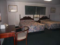 Rapids Inn and Suites
