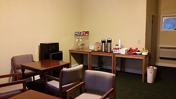 Rapids Inn and Suites