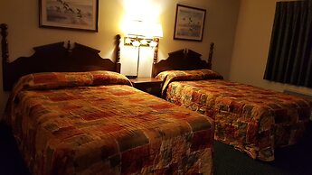 Rapids Inn and Suites