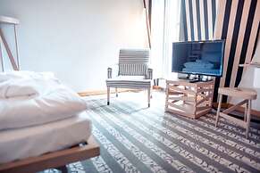 Hotel Bleibtreu Berlin by Golden Tulip