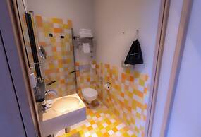 Hotel Bleibtreu Berlin by Golden Tulip
