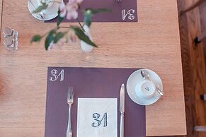 Hotel Bleibtreu Berlin by Golden Tulip