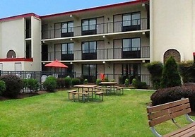 Econo Lodge Inn & Suites Rehoboth Beach