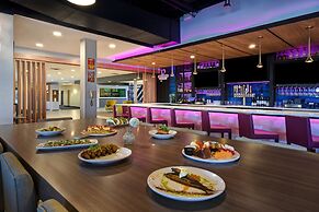 Holiday Inn Philadelphia-Cherry Hill by IHG