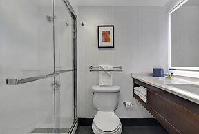 Holiday Inn Philadelphia-Cherry Hill by IHG