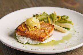 Holiday Inn Philadelphia-Cherry Hill by IHG