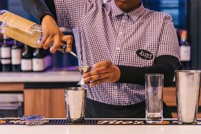 Holiday Inn Philadelphia-Cherry Hill by IHG