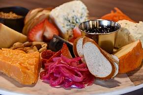 Holiday Inn Philadelphia-Cherry Hill by IHG