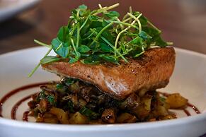 Holiday Inn Philadelphia-Cherry Hill by IHG