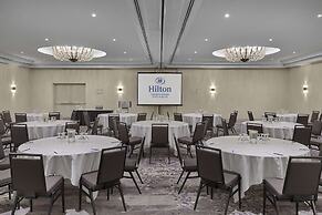 Hilton Toronto Airport Hotel & Suites