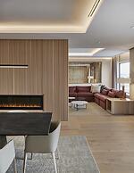 Hilton Toronto Airport Hotel & Suites