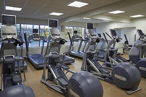 Hilton Toronto Airport Hotel & Suites