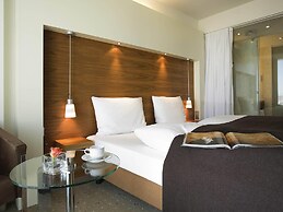 Occidental Dresden Newa