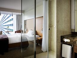 Occidental Dresden Newa