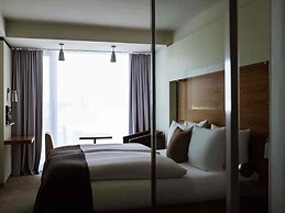 Occidental Dresden Newa