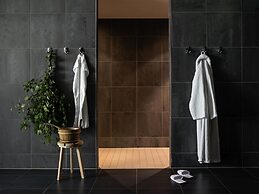 Occidental Dresden Newa