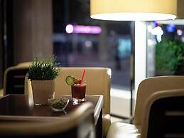 Occidental Dresden Newa