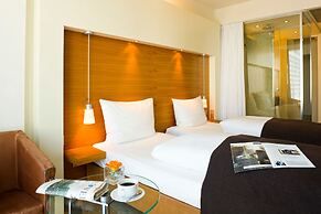 Occidental Dresden Newa