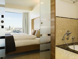 Occidental Dresden Newa