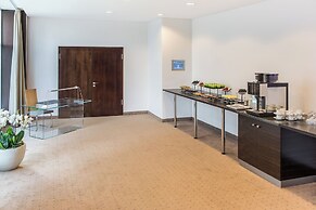 Occidental Dresden Newa