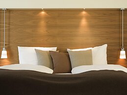 Occidental Dresden Newa