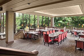 Sheraton Suites Akron Cuyahoga Falls