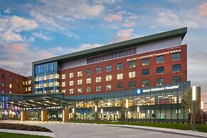 Sheraton Suites Akron Cuyahoga Falls