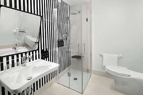 Anglo American Hotel Florence, Curio Collection by Hilton