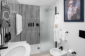 Anglo American Hotel Florence, Curio Collection by Hilton