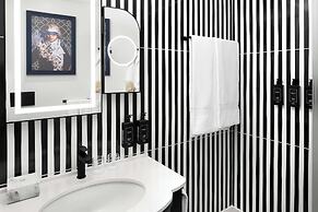 Anglo American Hotel Florence, Curio Collection by Hilton