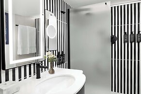 Anglo American Hotel Florence, Curio Collection by Hilton