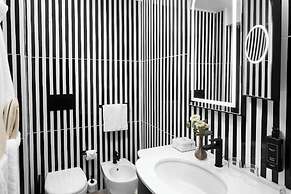 Anglo American Hotel Florence, Curio Collection by Hilton