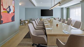 The Camby, Autograph Collection