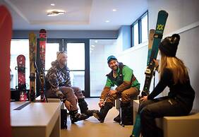 Hotel Alpenrock Breckenridge, Curio Collection by Hilton