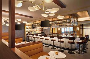 Hotel Alpenrock Breckenridge, Curio Collection by Hilton