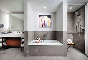 Hotel Alpenrock Breckenridge, Curio Collection by Hilton