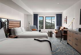 Hotel Alpenrock Breckenridge, Curio Collection by Hilton