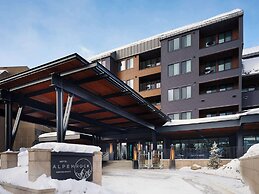 Hotel Alpenrock Breckenridge, Curio Collection by Hilton