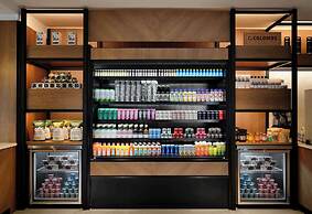 Hotel Alpenrock Breckenridge, Curio Collection by Hilton