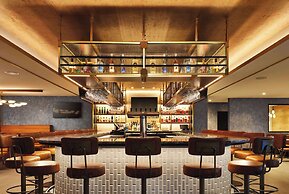 Hotel Alpenrock Breckenridge, Curio Collection by Hilton