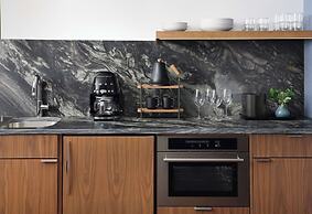 Hotel Alpenrock Breckenridge, Curio Collection by Hilton